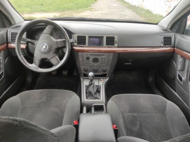 Зелений Опель Вектра, об'ємом двигуна 2 л та пробігом 333 тис. км за 2100 $, фото 18 на Automoto.ua