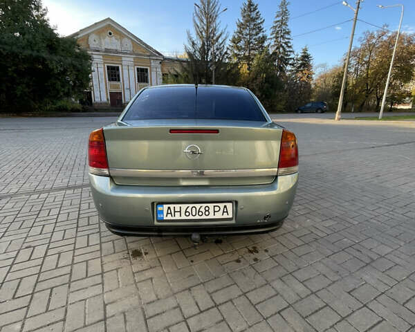 Опель Вектра 2003 в Славянске на Automoto.ua Зеленый Опель Вектра, объемом двигателя 2.21 л и пробегом 320 тыс. км за 3500 $, фото 3 на Automoto.ua