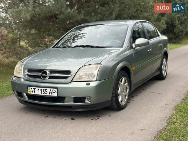 Зеленый Опель Вектра, объемом двигателя 2.2 л и пробегом 274 тыс. км за 2700 $, фото 2 на Automoto.ua