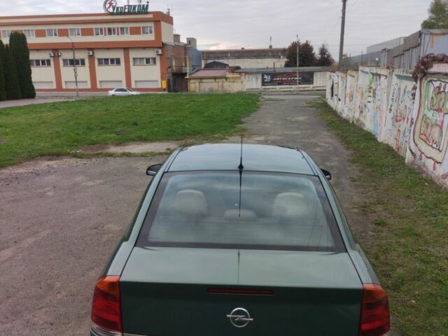 Зелений Опель Вектра, об'ємом двигуна 2 л та пробігом 333 тис. км за 2100 $, фото 8 на Automoto.ua