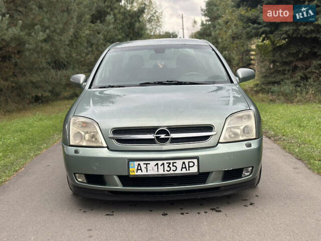 Зеленый Опель Вектра, объемом двигателя 2.2 л и пробегом 274 тыс. км за 2700 $, фото 1 на Automoto.ua