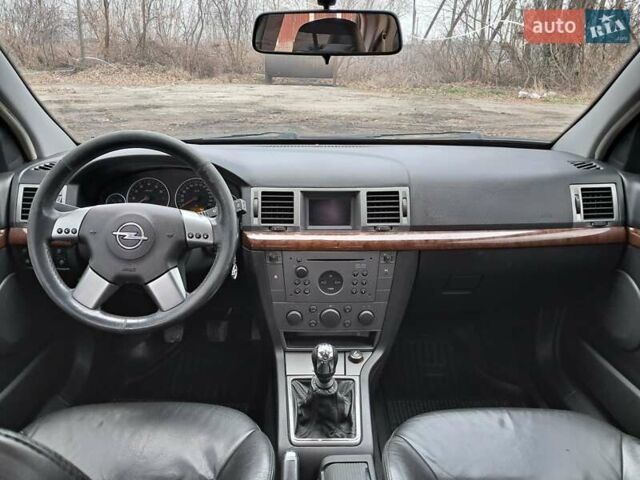 Зеленый Опель Вектра, объемом двигателя 2.2 л и пробегом 270 тыс. км за 5800 $, фото 21 на Automoto.ua