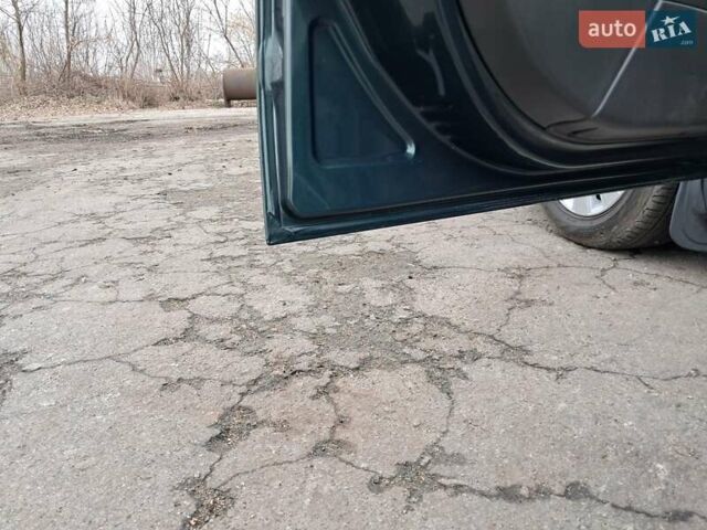 Зеленый Опель Вектра, объемом двигателя 2.2 л и пробегом 270 тыс. км за 5800 $, фото 19 на Automoto.ua