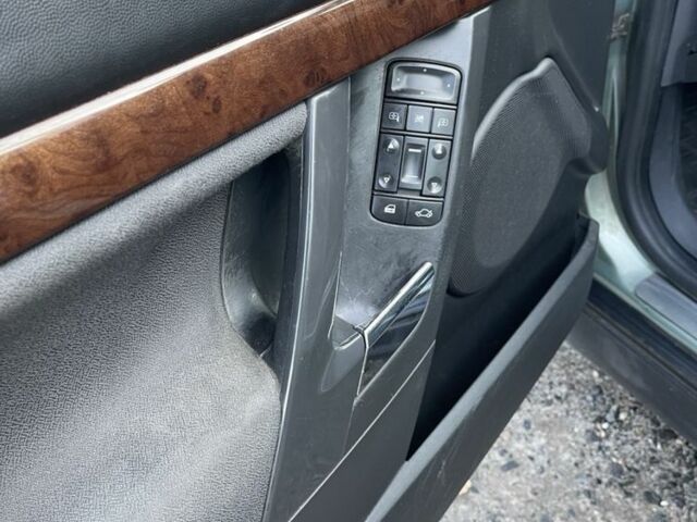 Зелений Опель Вектра, об'ємом двигуна 2.2 л та пробігом 278 тис. км за 3950 $, фото 17 на Automoto.ua