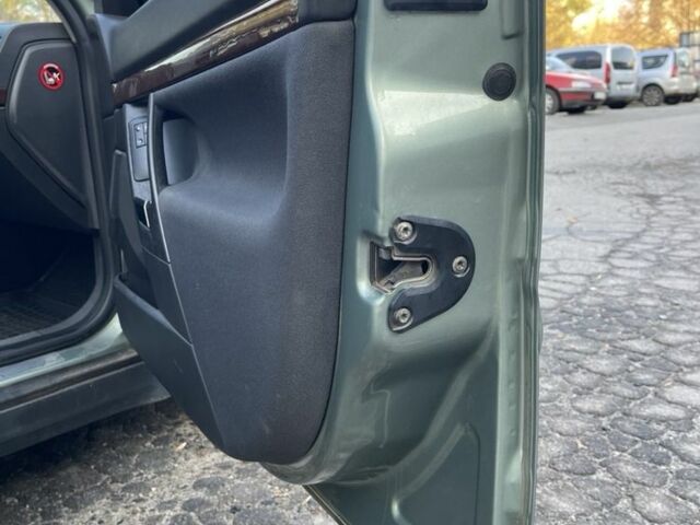 Зелений Опель Вектра, об'ємом двигуна 2.2 л та пробігом 278 тис. км за 3950 $, фото 11 на Automoto.ua