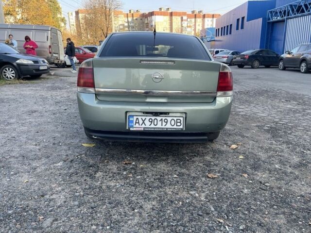 Зелений Опель Вектра, об'ємом двигуна 2.2 л та пробігом 278 тис. км за 3950 $, фото 6 на Automoto.ua