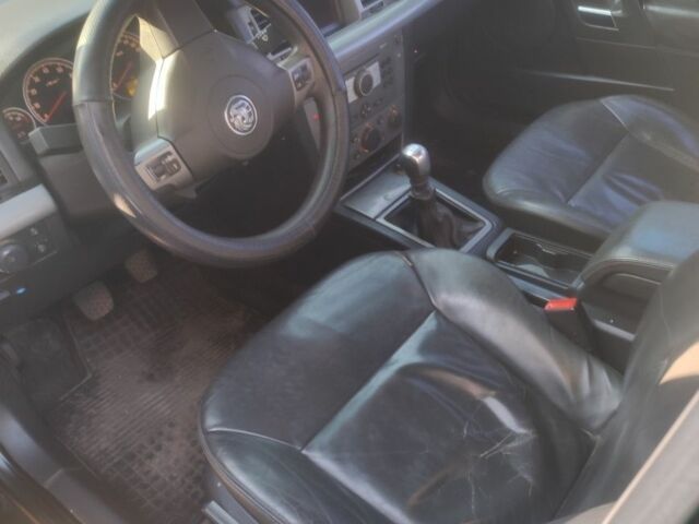 Зелений Опель Вектра, об'ємом двигуна 2.2 л та пробігом 345 тис. км за 3000 $, фото 4 на Automoto.ua