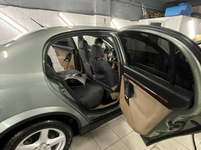 Зеленый Опель Вектра, объемом двигателя 2.2 л и пробегом 363 тыс. км за 3200 $, фото 6 на Automoto.ua