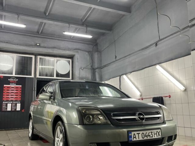 Зеленый Опель Вектра, объемом двигателя 2.2 л и пробегом 363 тыс. км за 3200 $, фото 1 на Automoto.ua