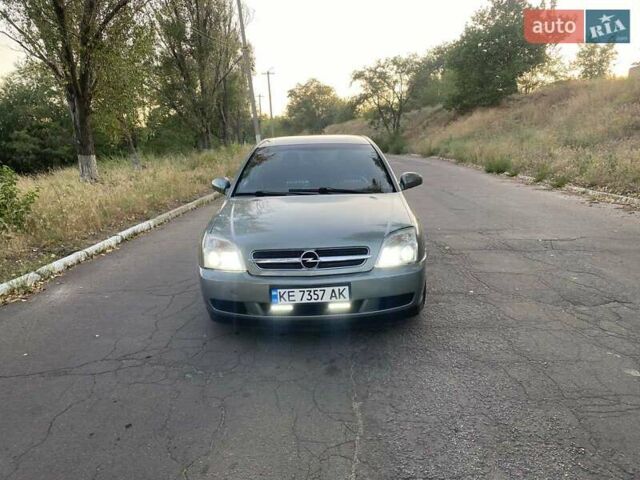Зеленый Опель Вектра, объемом двигателя 2.2 л и пробегом 325 тыс. км за 4600 $, фото 15 на Automoto.ua