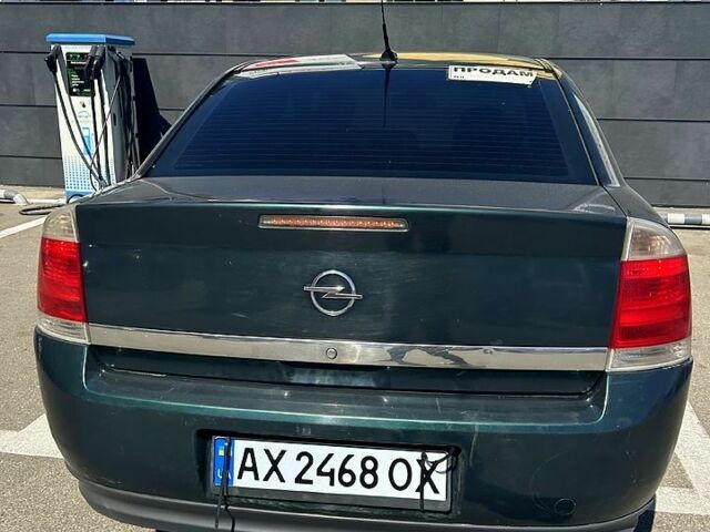 Зеленый Опель Вектра, объемом двигателя 2.2 л и пробегом 416 тыс. км за 3500 $, фото 4 на Automoto.ua