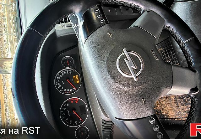 Зеленый Опель Вектра, объемом двигателя 2.2 л и пробегом 0 тыс. км за 3300 $, фото 1 на Automoto.ua
