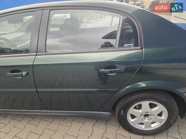 Зеленый Опель Вектра, объемом двигателя 1.91 л и пробегом 335 тыс. км за 3600 $, фото 4 на Automoto.ua