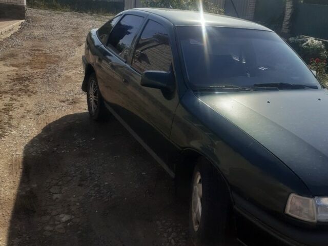 Зеленый Опель Вектра, объемом двигателя 1.7 л и пробегом 200 тыс. км за 2300 $, фото 4 на Automoto.ua