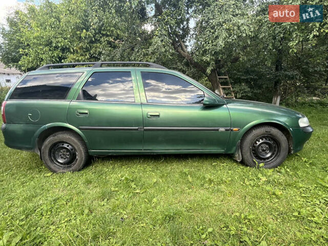 Зеленый Опель Вектра, объемом двигателя 1.6 л и пробегом 344 тыс. км за 1700 $, фото 1 на Automoto.ua