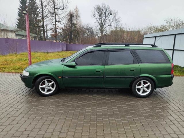 Зеленый Опель Вектра, объемом двигателя 1.8 л и пробегом 334 тыс. км за 2200 $, фото 6 на Automoto.ua