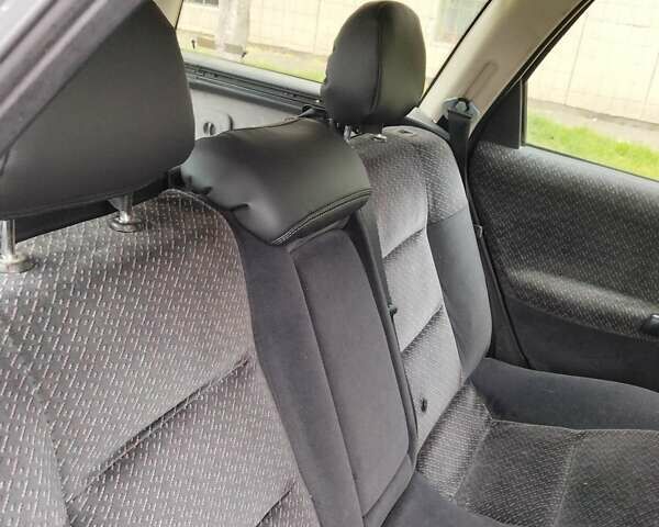 Зелений Опель Вектра, об'ємом двигуна 2 л та пробігом 355 тис. км за 1900 $, фото 8 на Automoto.ua