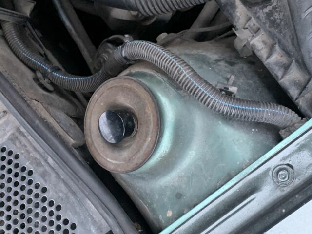 Зеленый Опель Вектра, объемом двигателя 1.6 л и пробегом 250 тыс. км за 2400 $, фото 4 на Automoto.ua