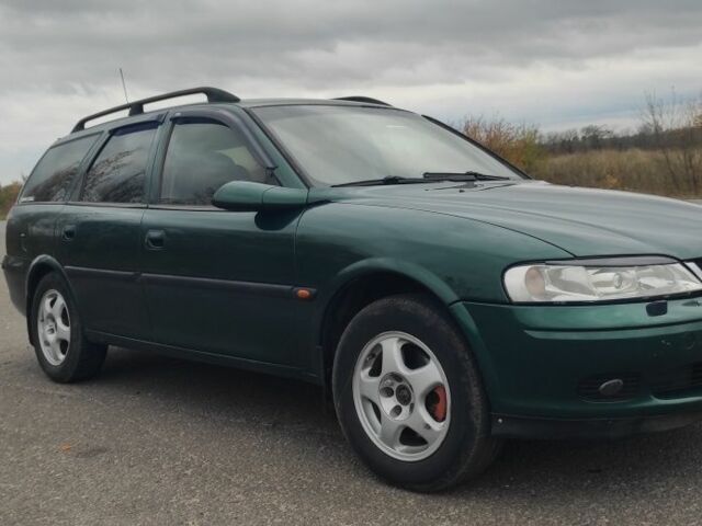 Зелений Опель Вектра, об'ємом двигуна 2.5 л та пробігом 280 тис. км за 2500 $, фото 14 на Automoto.ua