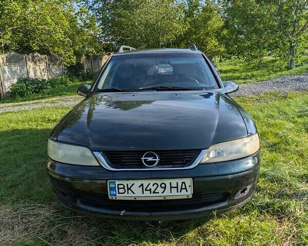Зеленый Опель Вектра, объемом двигателя 1.6 л и пробегом 350 тыс. км за 1550 $, фото 1 на Automoto.ua
