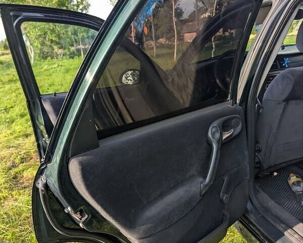 Зеленый Опель Вектра, объемом двигателя 1.6 л и пробегом 350 тыс. км за 1550 $, фото 7 на Automoto.ua