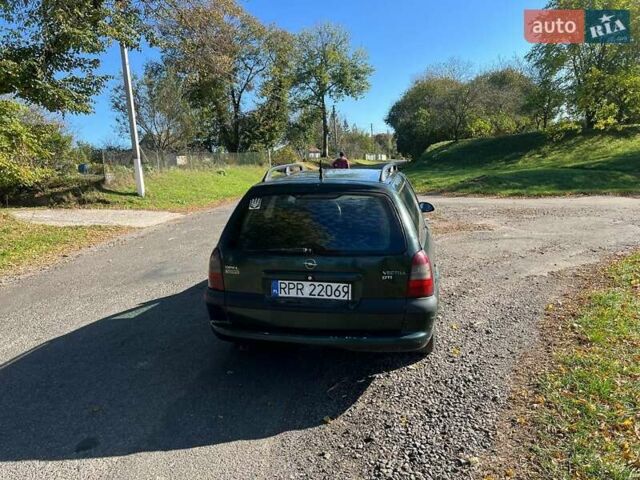 Зеленый Опель Вектра, объемом двигателя 2 л и пробегом 222 тыс. км за 1050 $, фото 4 на Automoto.ua