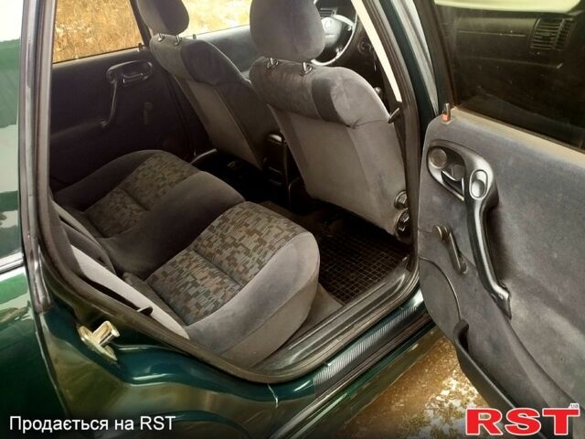 Зеленый Опель Вектра, объемом двигателя 2 л и пробегом 310 тыс. км за 2499 $, фото 9 на Automoto.ua