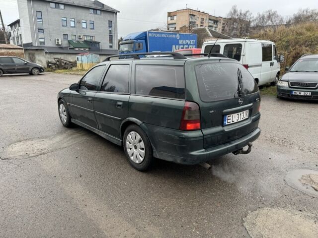Зеленый Опель Вектра, объемом двигателя 1.6 л и пробегом 350 тыс. км за 1100 $, фото 5 на Automoto.ua