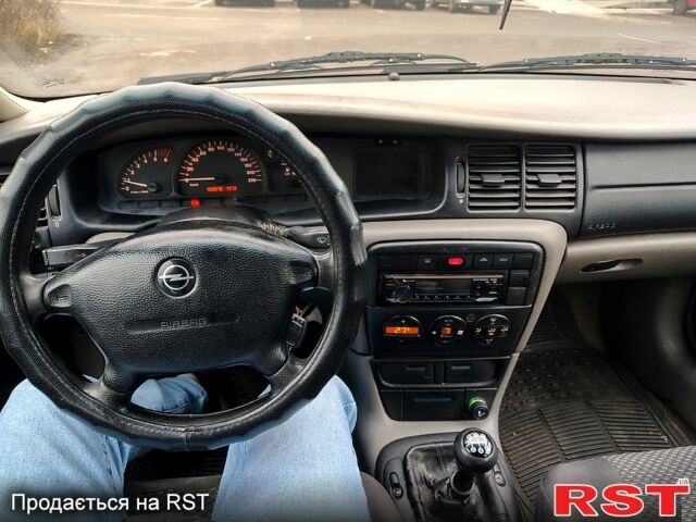 Зелений Опель Вектра, об'ємом двигуна 2 л та пробігом 420 тис. км за 2900 $, фото 5 на Automoto.ua