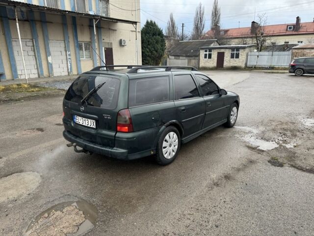 Зеленый Опель Вектра, объемом двигателя 1.6 л и пробегом 350 тыс. км за 1100 $, фото 4 на Automoto.ua