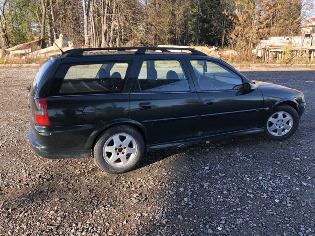 Зеленый Опель Вектра, объемом двигателя 1.8 л и пробегом 1000 тыс. км за 1800 $, фото 12 на Automoto.ua