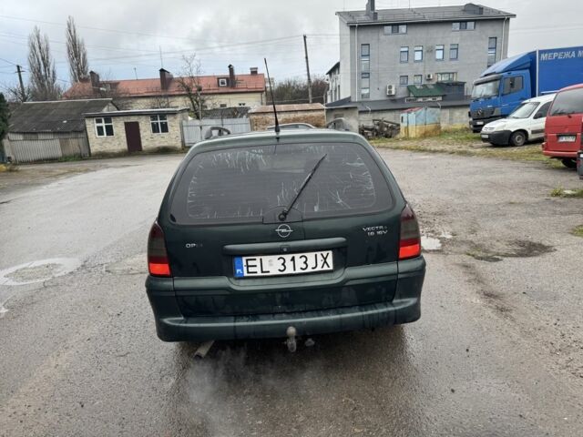 Зеленый Опель Вектра, объемом двигателя 1.6 л и пробегом 350 тыс. км за 1100 $, фото 7 на Automoto.ua
