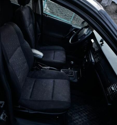 Зеленый Опель Вектра, объемом двигателя 1.8 л и пробегом 484 тыс. км за 1600 $, фото 9 на Automoto.ua