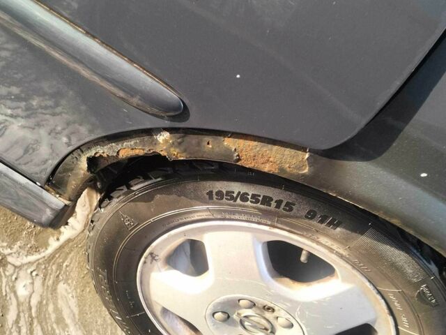 Зелений Опель Вектра, об'ємом двигуна 2 л та пробігом 450 тис. км за 1500 $, фото 3 на Automoto.ua