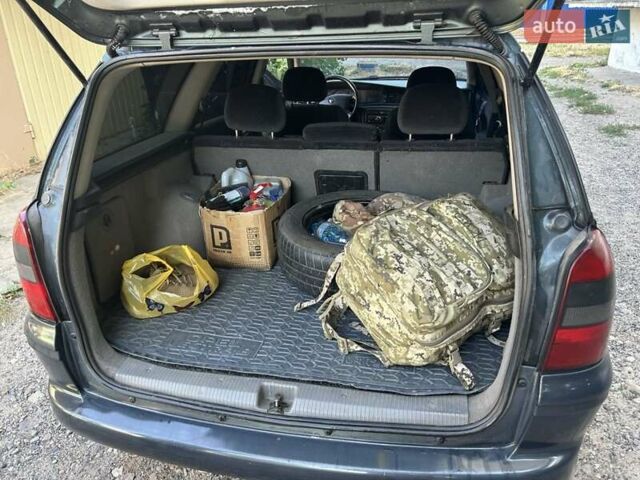 Зелений Опель Вектра, об'ємом двигуна 1.8 л та пробігом 307 тис. км за 2300 $, фото 1 на Automoto.ua