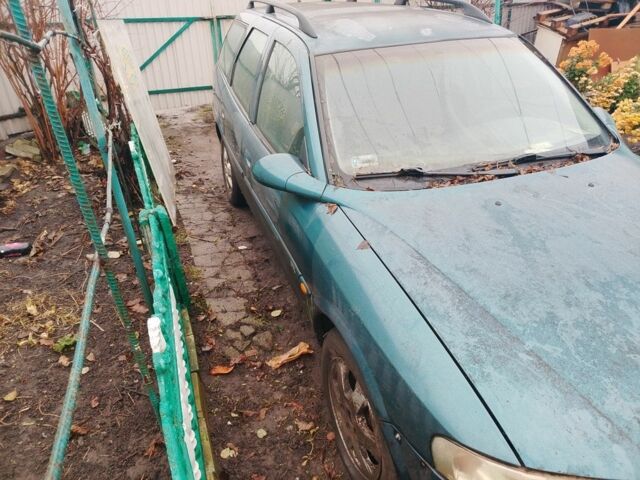 Зеленый Опель Вектра, объемом двигателя 0 л и пробегом 111 тыс. км за 474 $, фото 4 на Automoto.ua