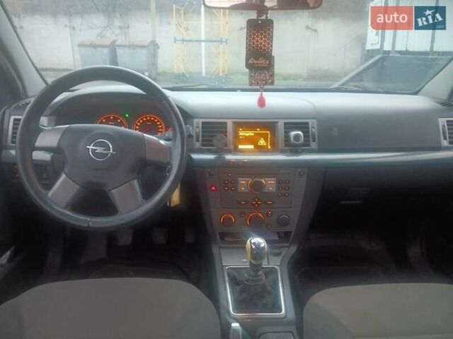 Зелений Опель Вектра, об'ємом двигуна 1.9 л та пробігом 344 тис. км за 3850 $, фото 12 на Automoto.ua