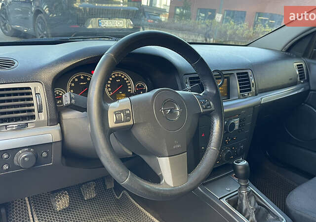 Зеленый Опель Вектра, объемом двигателя 2.2 л и пробегом 279 тыс. км за 4000 $, фото 10 на Automoto.ua