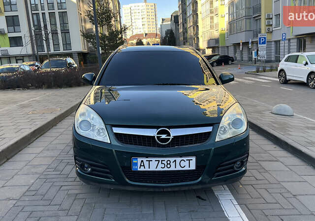 Зеленый Опель Вектра, объемом двигателя 2.2 л и пробегом 279 тыс. км за 4000 $, фото 8 на Automoto.ua