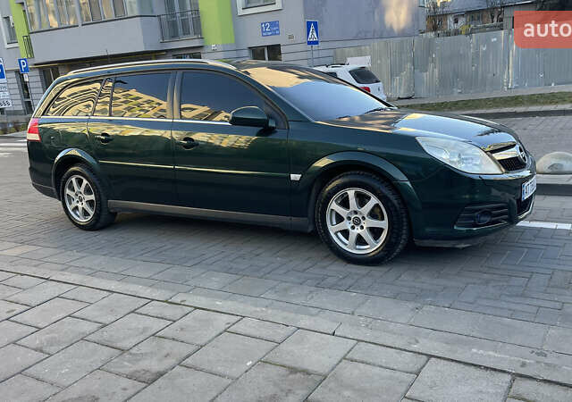 Зеленый Опель Вектра, объемом двигателя 2.2 л и пробегом 279 тыс. км за 4000 $, фото 6 на Automoto.ua