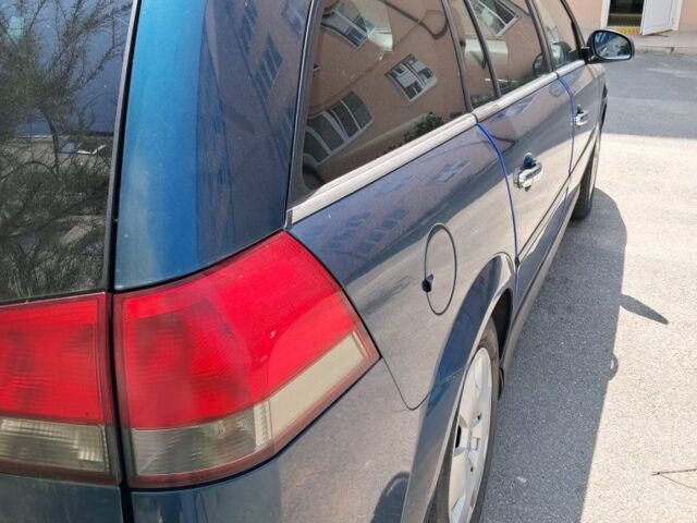 Зелений Опель Вектра, об'ємом двигуна 0 л та пробігом 270 тис. км за 2600 $, фото 5 на Automoto.ua