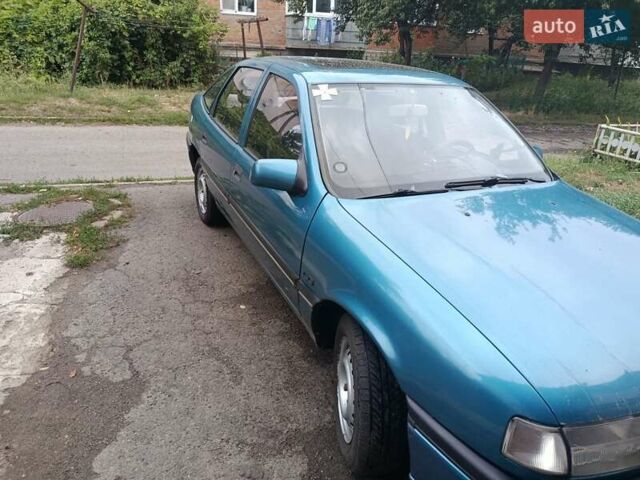 Зеленый Опель Вектра, объемом двигателя 1.8 л и пробегом 312 тыс. км за 1800 $, фото 12 на Automoto.ua