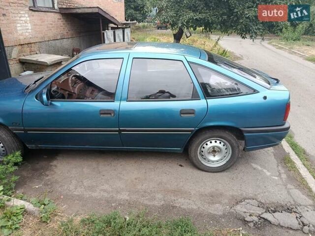 Зеленый Опель Вектра, объемом двигателя 1.8 л и пробегом 312 тыс. км за 1800 $, фото 7 на Automoto.ua