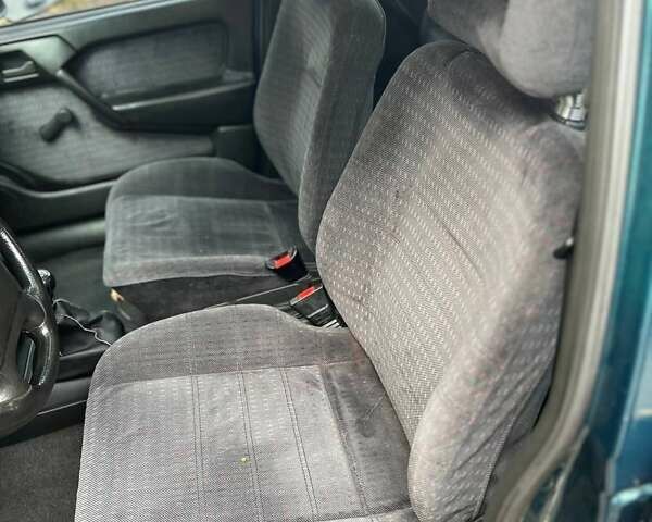 Зелений Опель Вектра, об'ємом двигуна 1.6 л та пробігом 280 тис. км за 1850 $, фото 11 на Automoto.ua