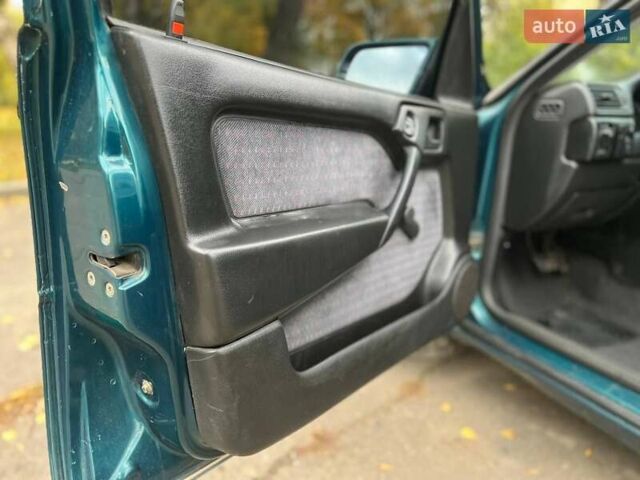 Зелений Опель Вектра, об'ємом двигуна 1.6 л та пробігом 280 тис. км за 1850 $, фото 14 на Automoto.ua