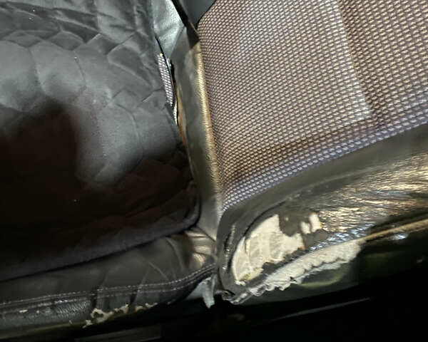 Зеленый Опель Вектра, объемом двигателя 1.9 л и пробегом 335 тыс. км за 2850 $, фото 11 на Automoto.ua