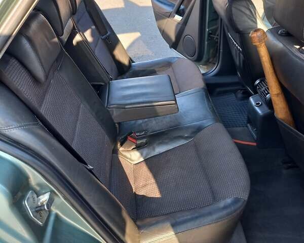 Зеленый Опель Вектра, объемом двигателя 2.2 л и пробегом 335 тыс. км за 4100 $, фото 8 на Automoto.ua