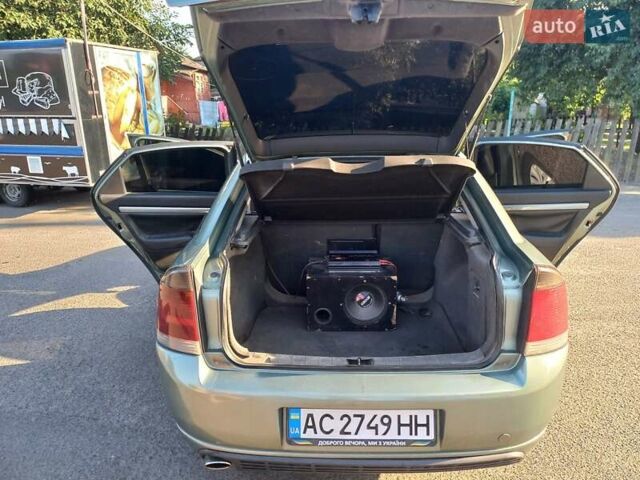 Зеленый Опель Вектра, объемом двигателя 2.2 л и пробегом 335 тыс. км за 4100 $, фото 9 на Automoto.ua
