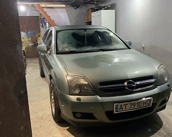 Зеленый Опель Вектра, объемом двигателя 1.9 л и пробегом 335 тыс. км за 2850 $, фото 1 на Automoto.ua