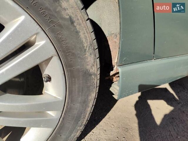 Зеленый Опель Вектра, объемом двигателя 1.9 л и пробегом 340 тыс. км за 3300 $, фото 23 на Automoto.ua